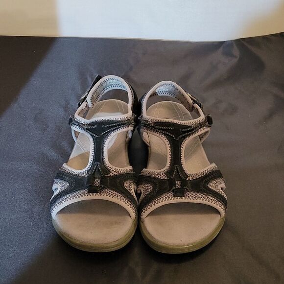 CLARKS IN MOTION COMFORT WALKING WOMEN"S SANDAL - Picture 3 of 12